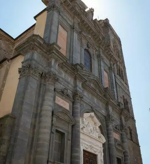 Cathedral Wellness Stay Sauna & Massage