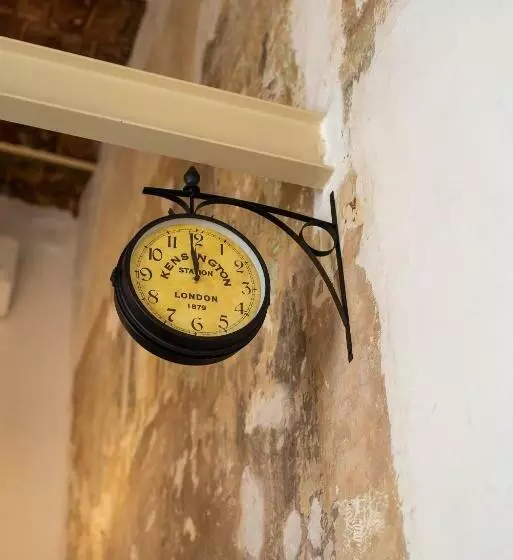 هتل Casa Allegra Art Suites