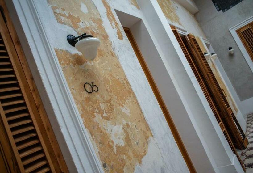 Отель Casa Allegra Art Suites