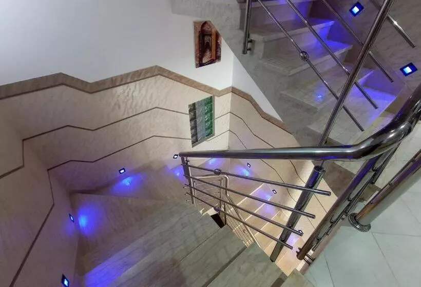 هتل Castiya