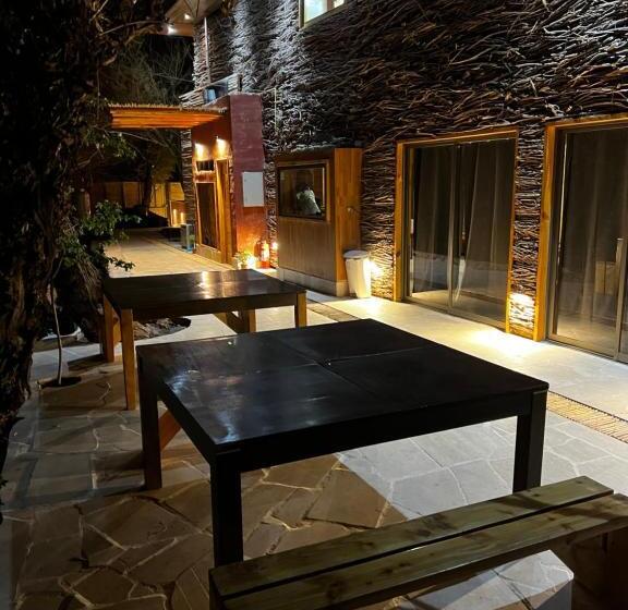 בית מלון כפרי El Bosque