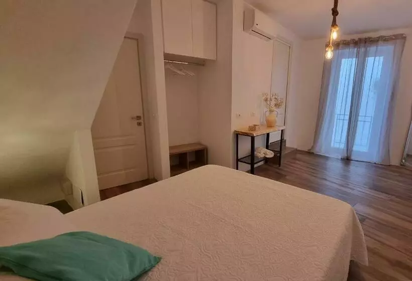 Pensió Casa Apula