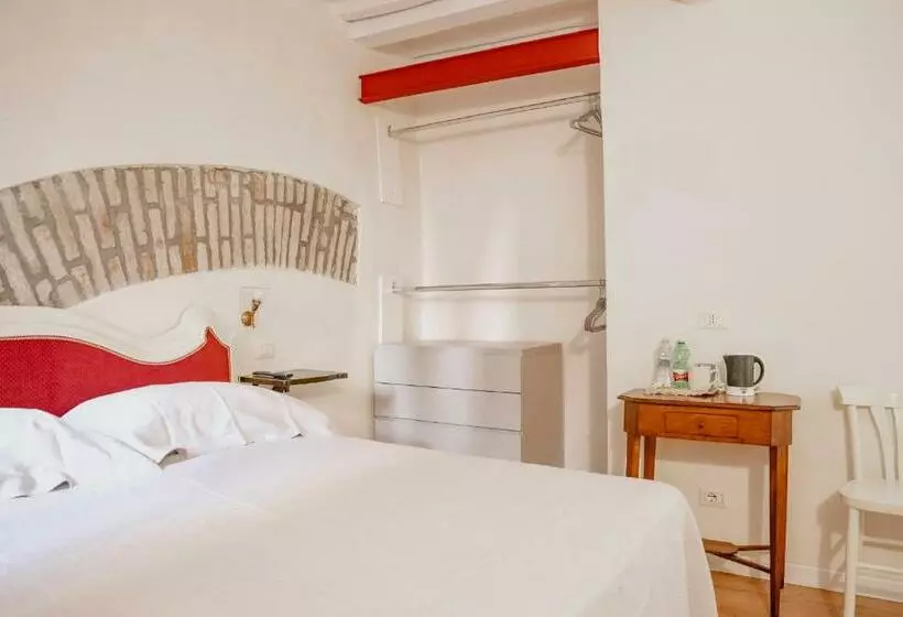 پانسیون Piccolo Girasole