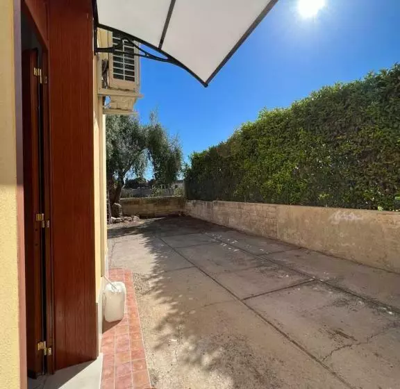 Summer Breeze Apartment   Avola