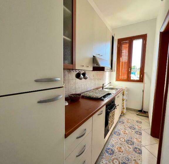 Summer Breeze Apartment   Avola