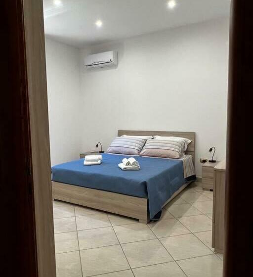 Summer Breeze Apartment   Avola