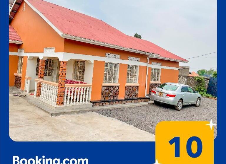 هاستل Agape House