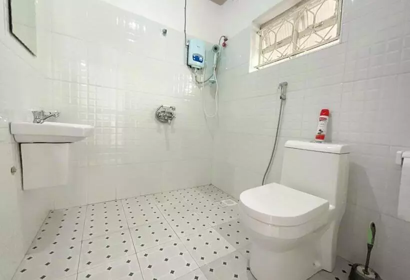 هاستل Agape House