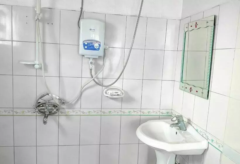 هاستل Agape House