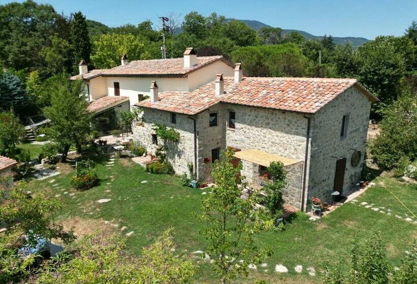 ベッドアンドブレックファースト Castagna Dulcis