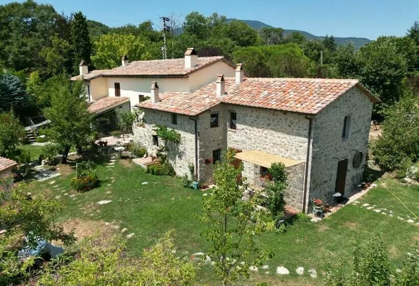 Aamiaismajoitus (B&B) Castagna Dulcis