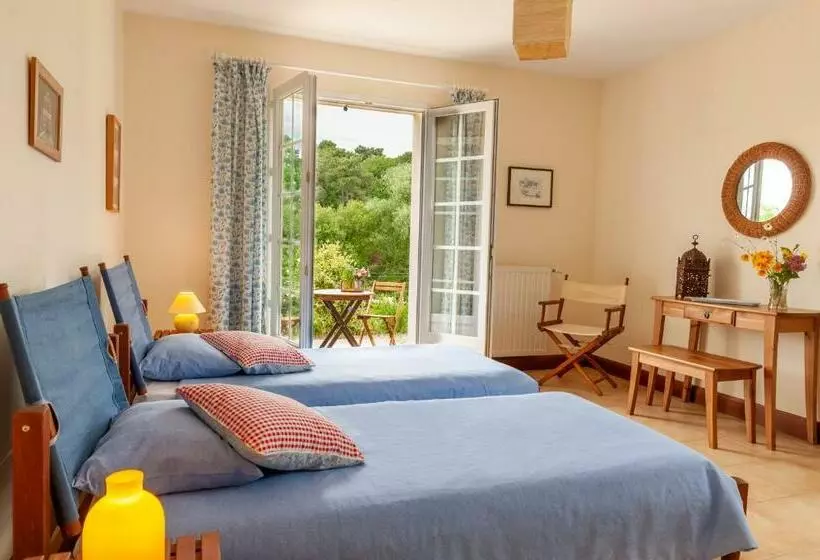 Aamiaismajoitus (B&B) Chambres D Hôte La Pradelle