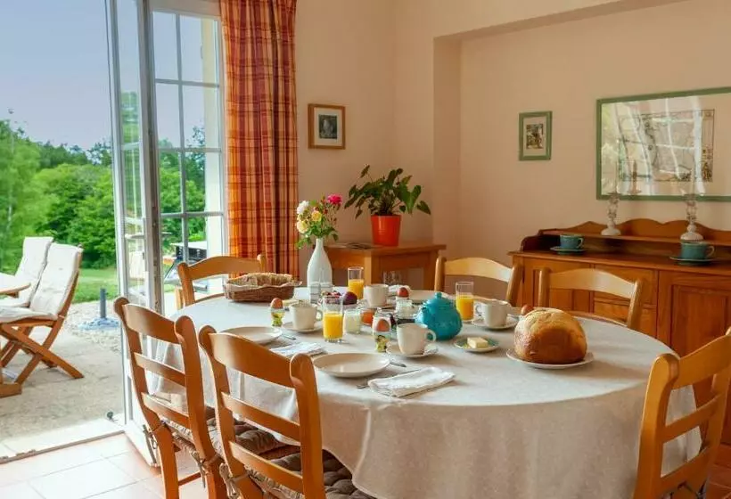 Aamiaismajoitus (B&B) Chambres D Hôte La Pradelle