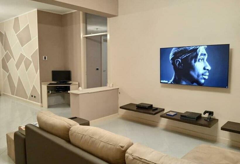 住宿加早餐  Revolutionhousestayle