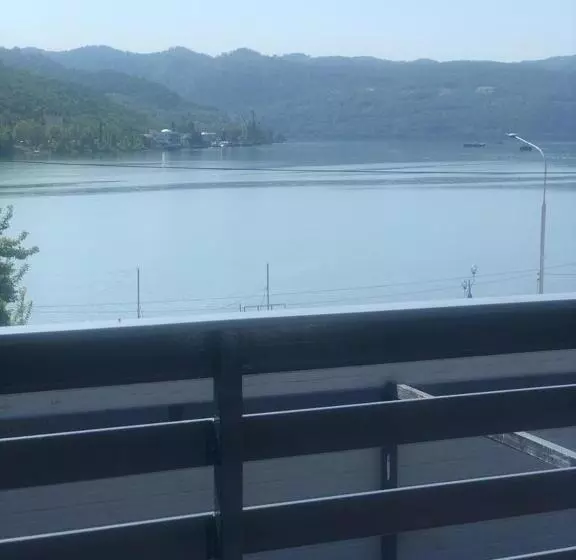 Majatalo Casa Paraschiva