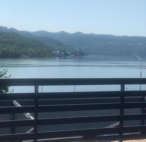 Пансион Casa Paraschiva