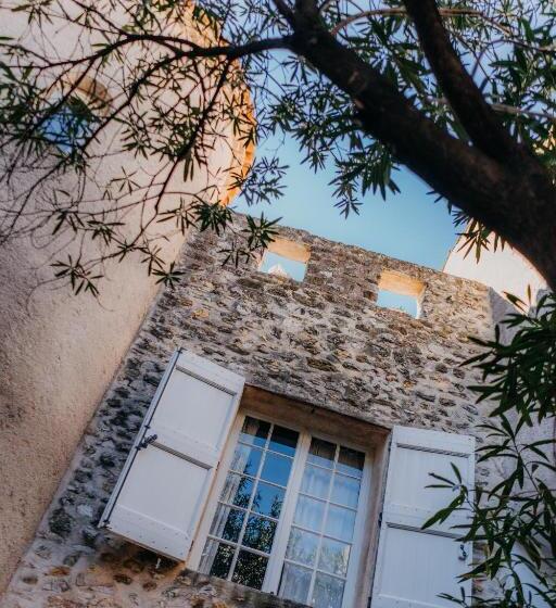 Пансион Chambres D Hôtes La Tour D Aspiran