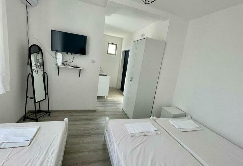 پانسیون White Apartments