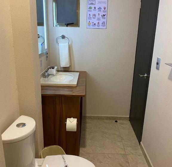 فندق Central Pirámides