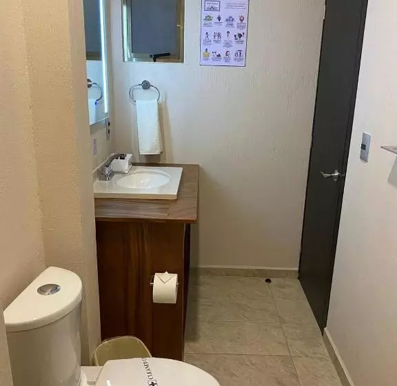 ホテル Central Pirámides