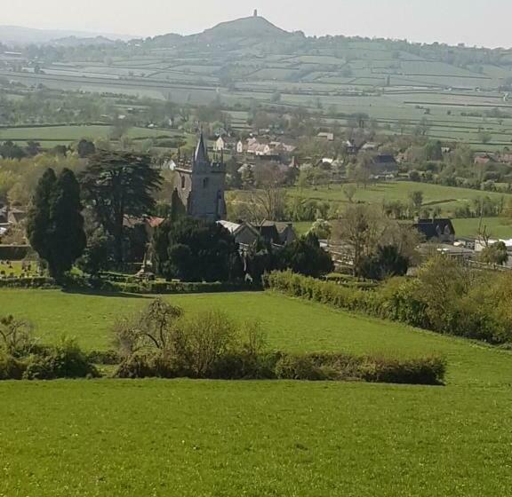 בית מלון כפרי The Lazy Shepherd