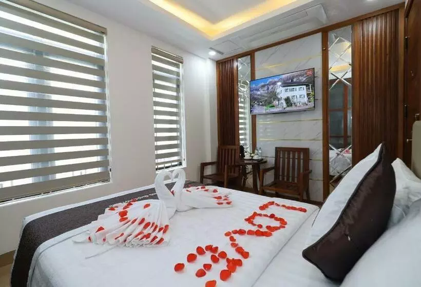 هتل Vương Quốc 3