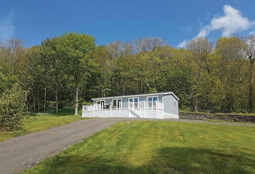 منتجع Llwyngwair Manor Holiday Park