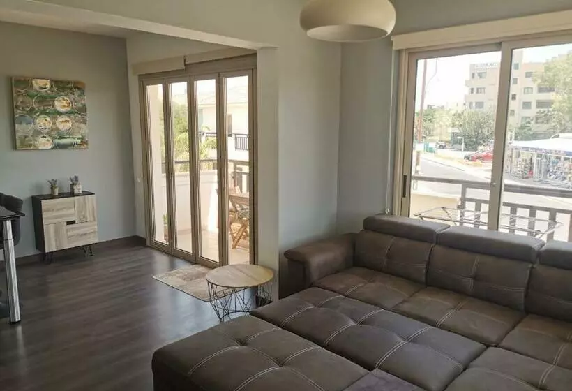 Sea View Cosy Apartment