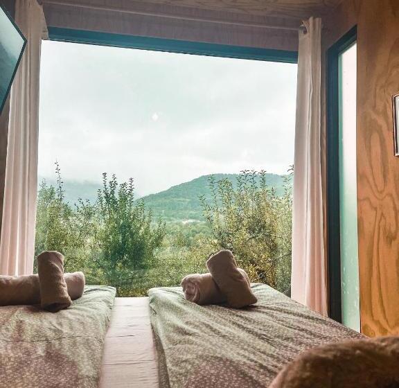 Bed and Breakfast Elysian Fields   The Island Tiny House