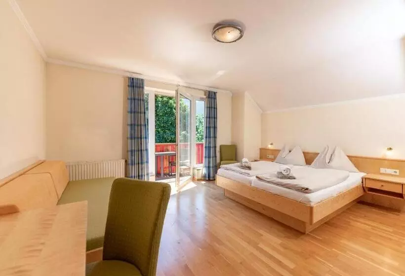 ベッドアンドブレックファースト Landhaus Metzgerstubn