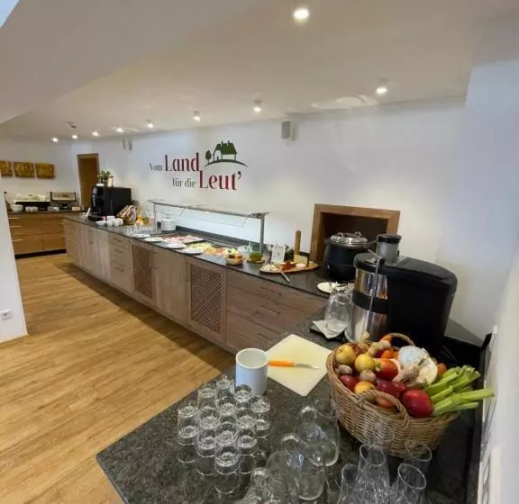 ベッドアンドブレックファースト Landhaus Metzgerstubn