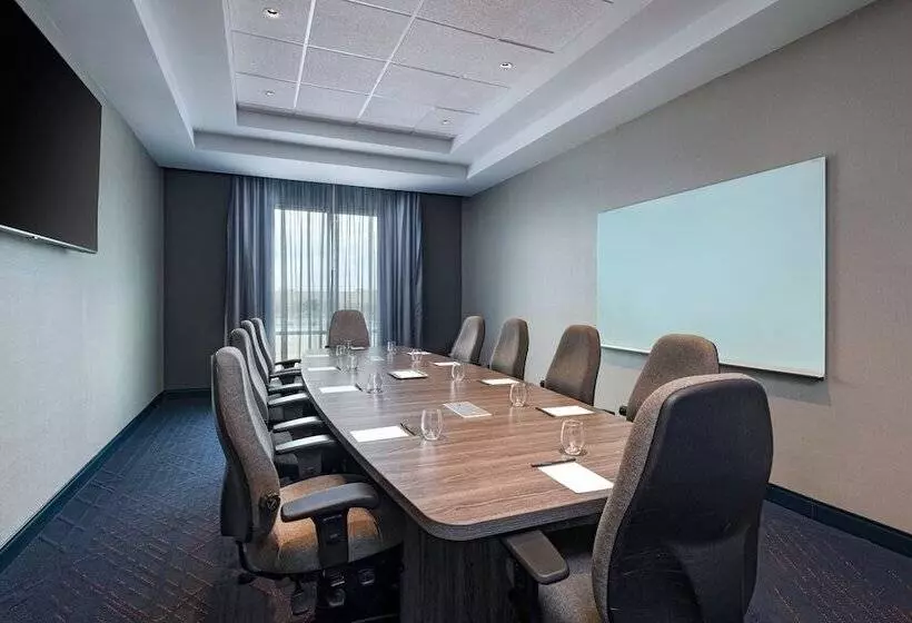 Hotelli Courtyard By Marriott Austin Dripping Springs