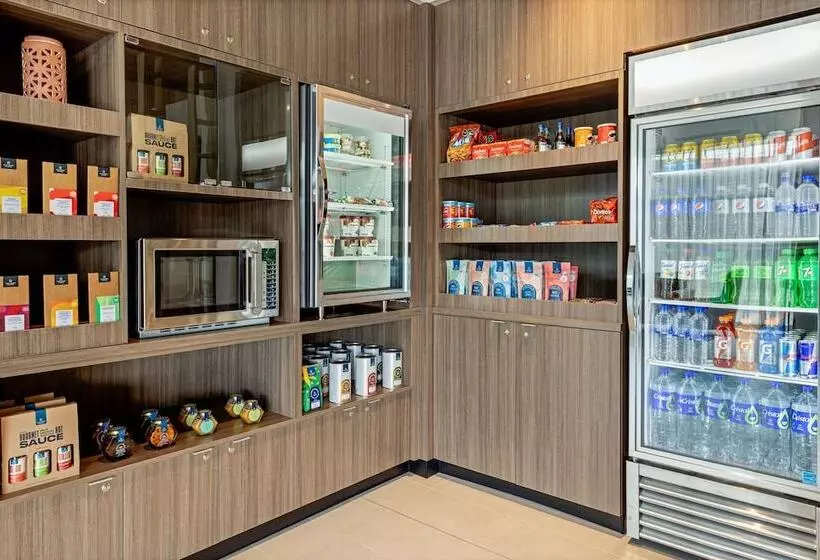 Hotelli Fairfield By Marriott San Jose Airport Alajuela