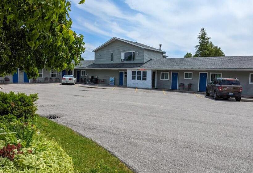 Отель Huron Inn