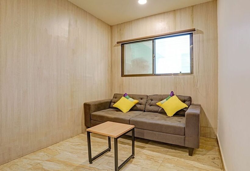 Itsy Hotels Flowers Park