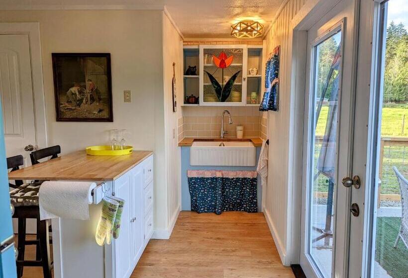 فندق The Cottage On The Farm