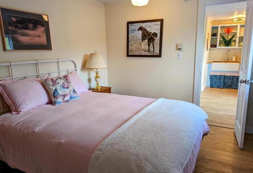 فندق The Cottage On The Farm