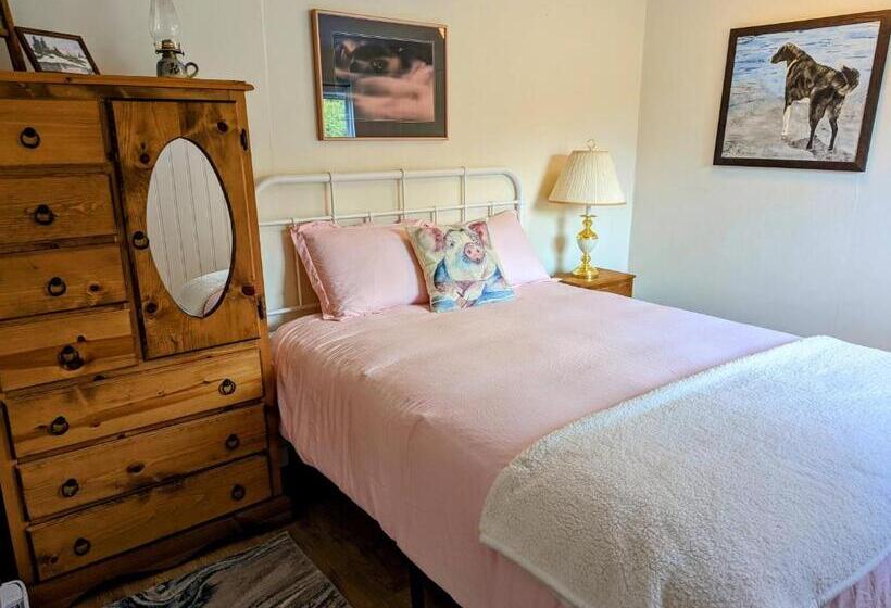 فندق The Cottage On The Farm