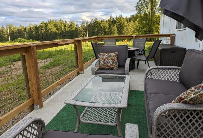 فندق The Cottage On The Farm