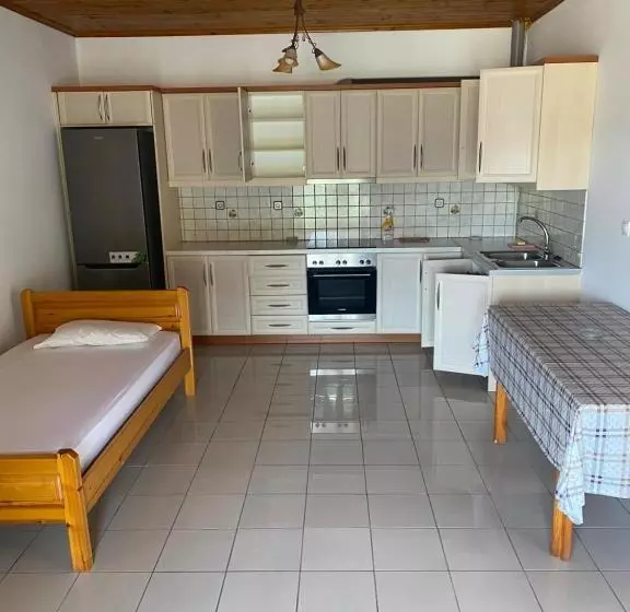 Maro Apartment