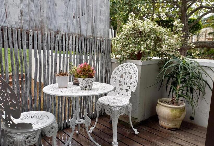 膳宿费 Driftwood Suite, Villa Roc Guesthouse, Salt Rock Ballito, No Loadshedding