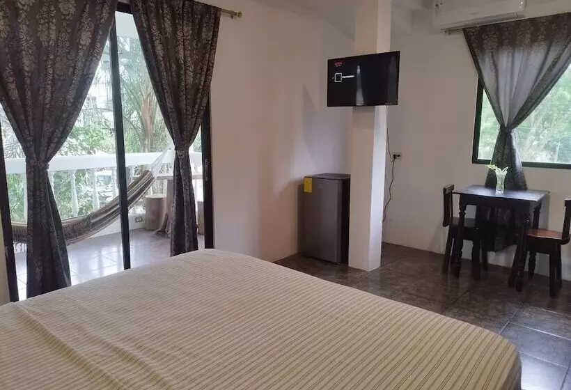 Majatalo Palmendros Hosteria