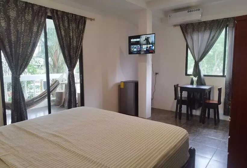 Majatalo Palmendros Hosteria