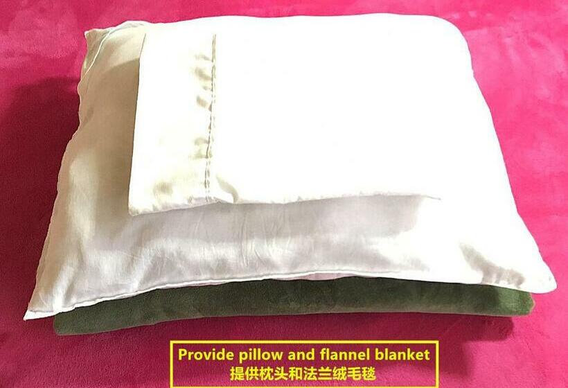 مبيت وإفطار Lydia Enoch Sweet Family