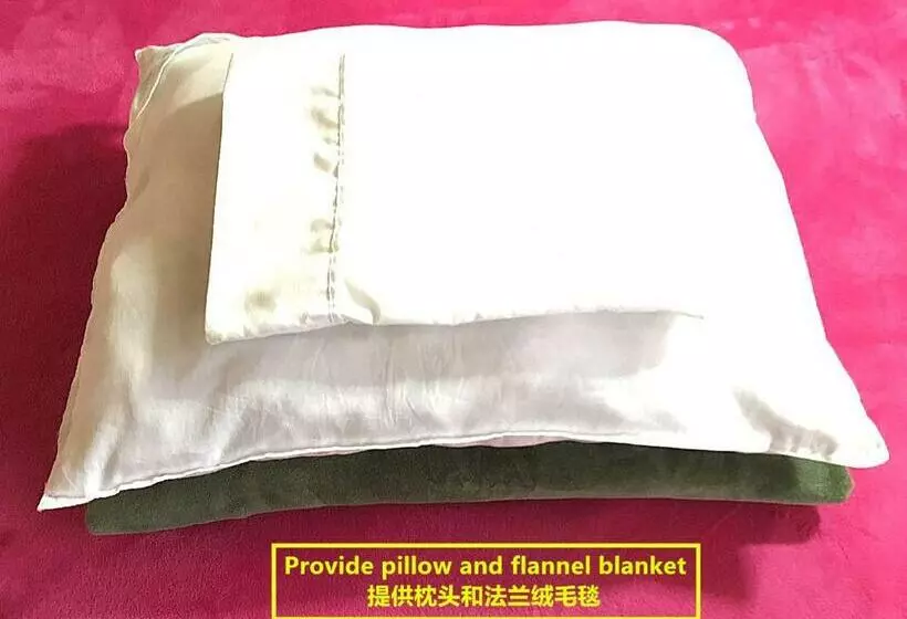 ベッドアンドブレックファースト Lydia Enoch Sweet Family