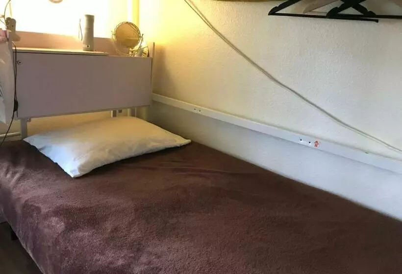 ベッドアンドブレックファースト Lydia Enoch Sweet Family