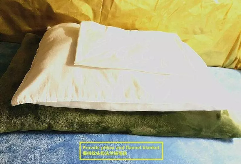 ベッドアンドブレックファースト Lydia Enoch Sweet Family