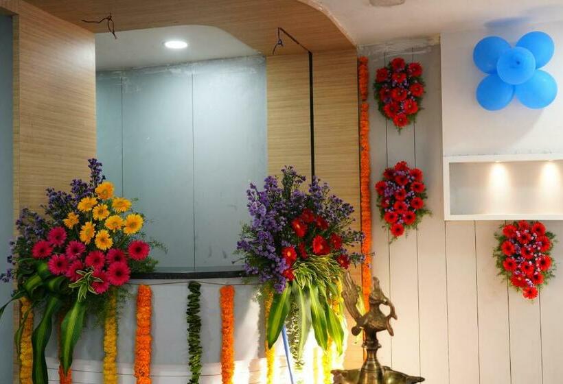 ホテル Sushmitha Inn