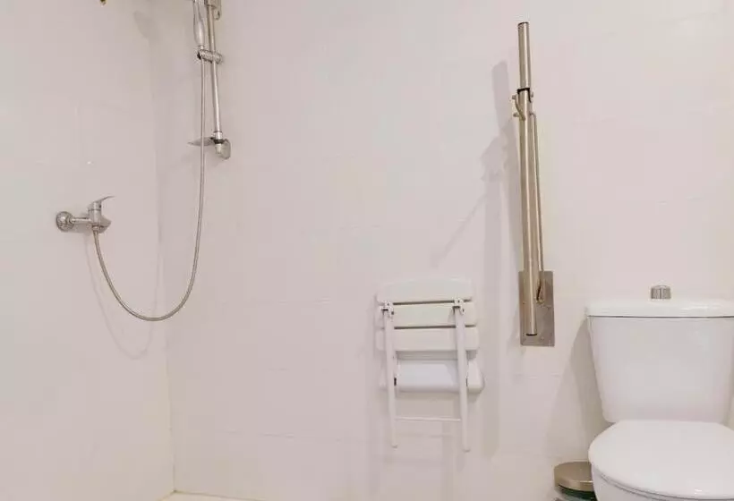 پانسیون Barcelona Coronahostal