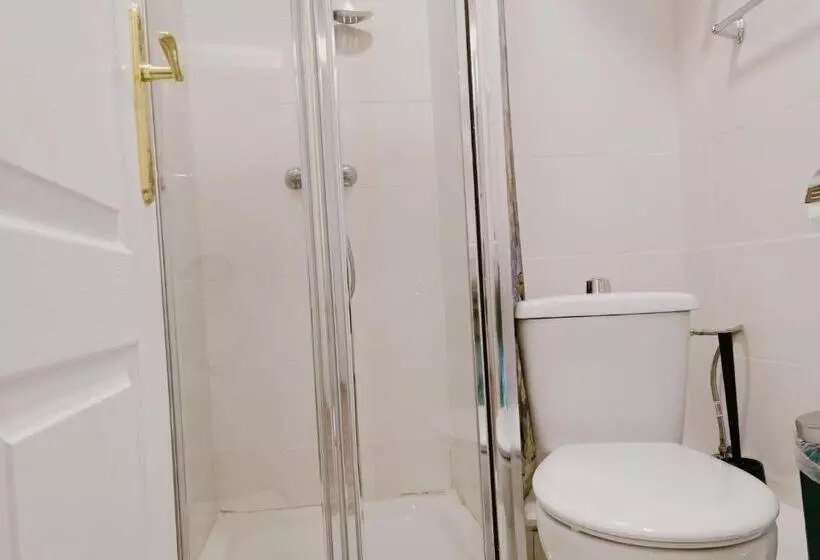 پانسیون Barcelona Coronahostal